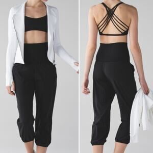 Lululemon $100 Om Black Womens Yoga High Rise Pant sz 8 EUC